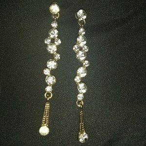 2 pair of Earrings